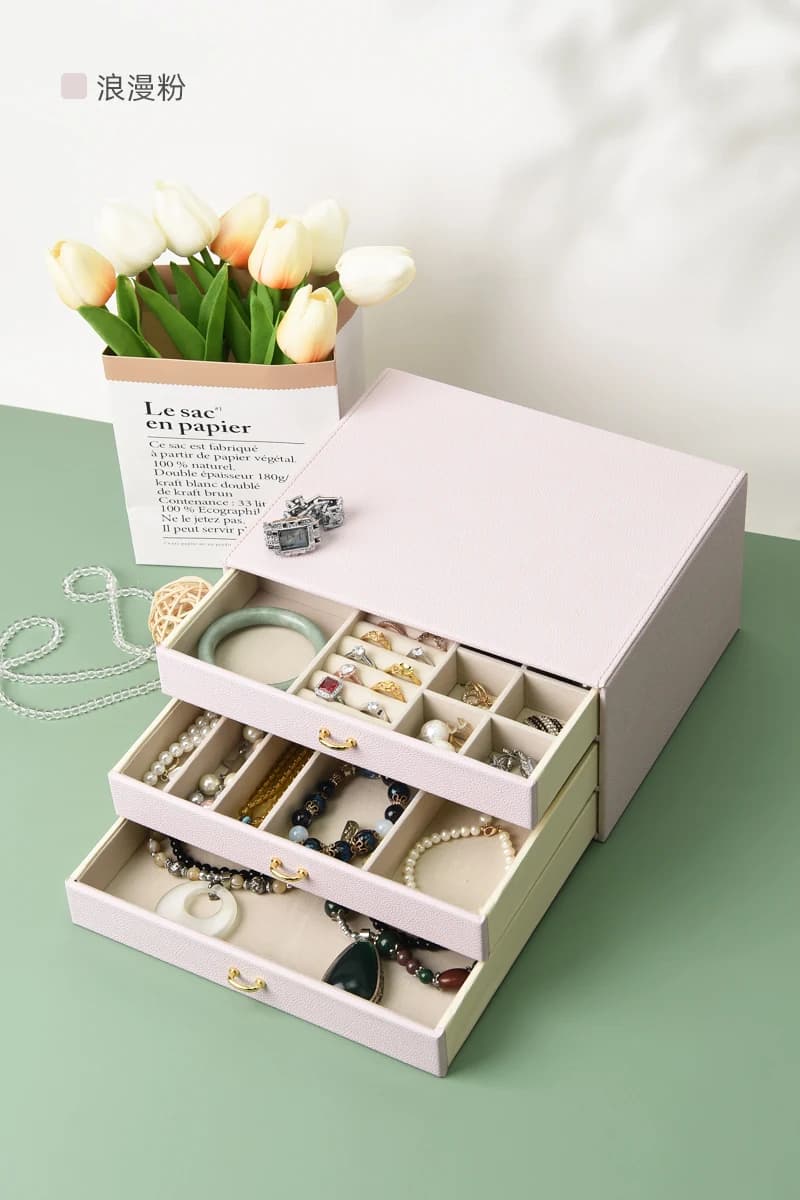 Pink Jewelry Box — product photograph