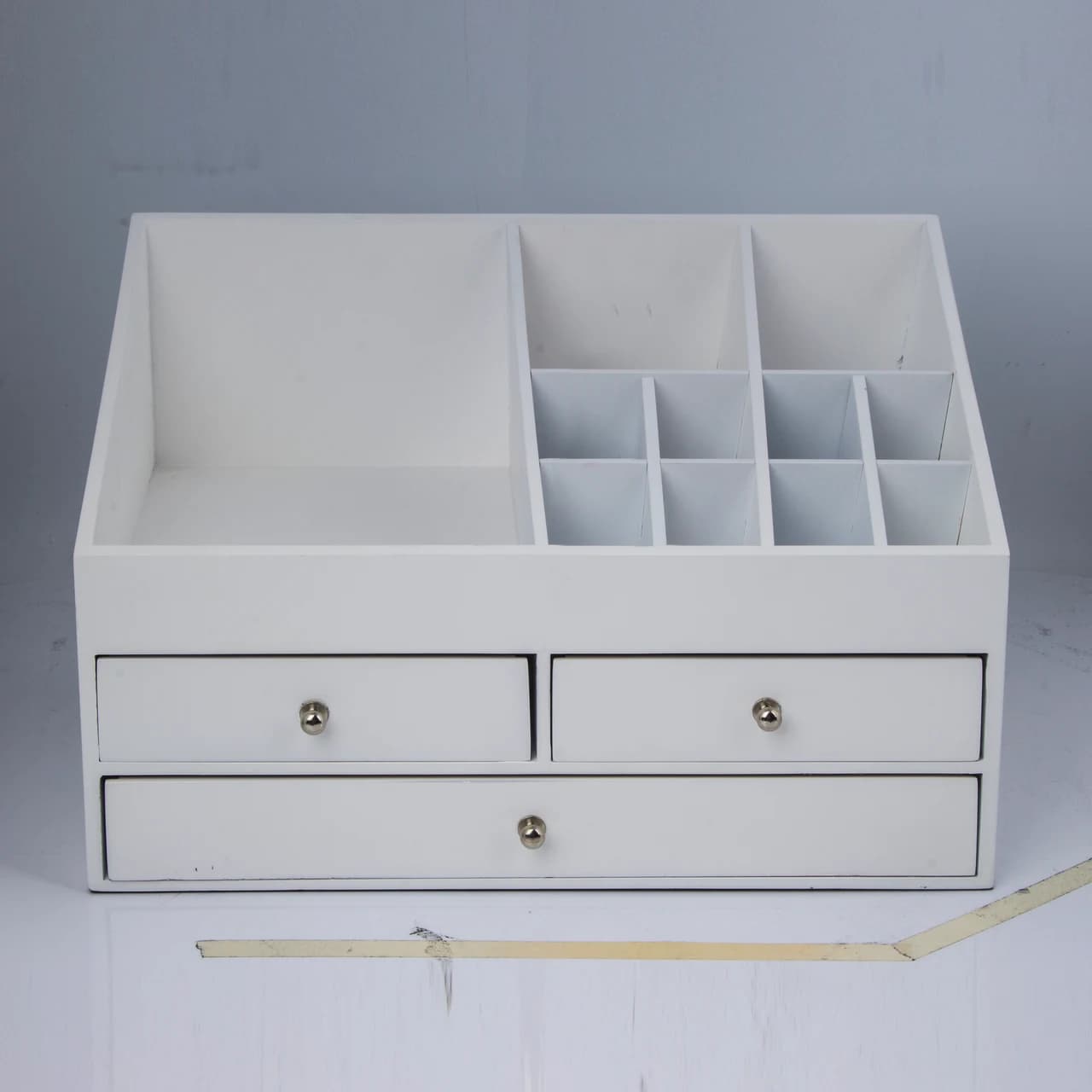 White Jewelry Box — product photograph