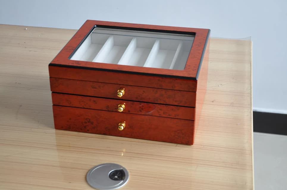 Brown Watch Box RY31055 — product photograph