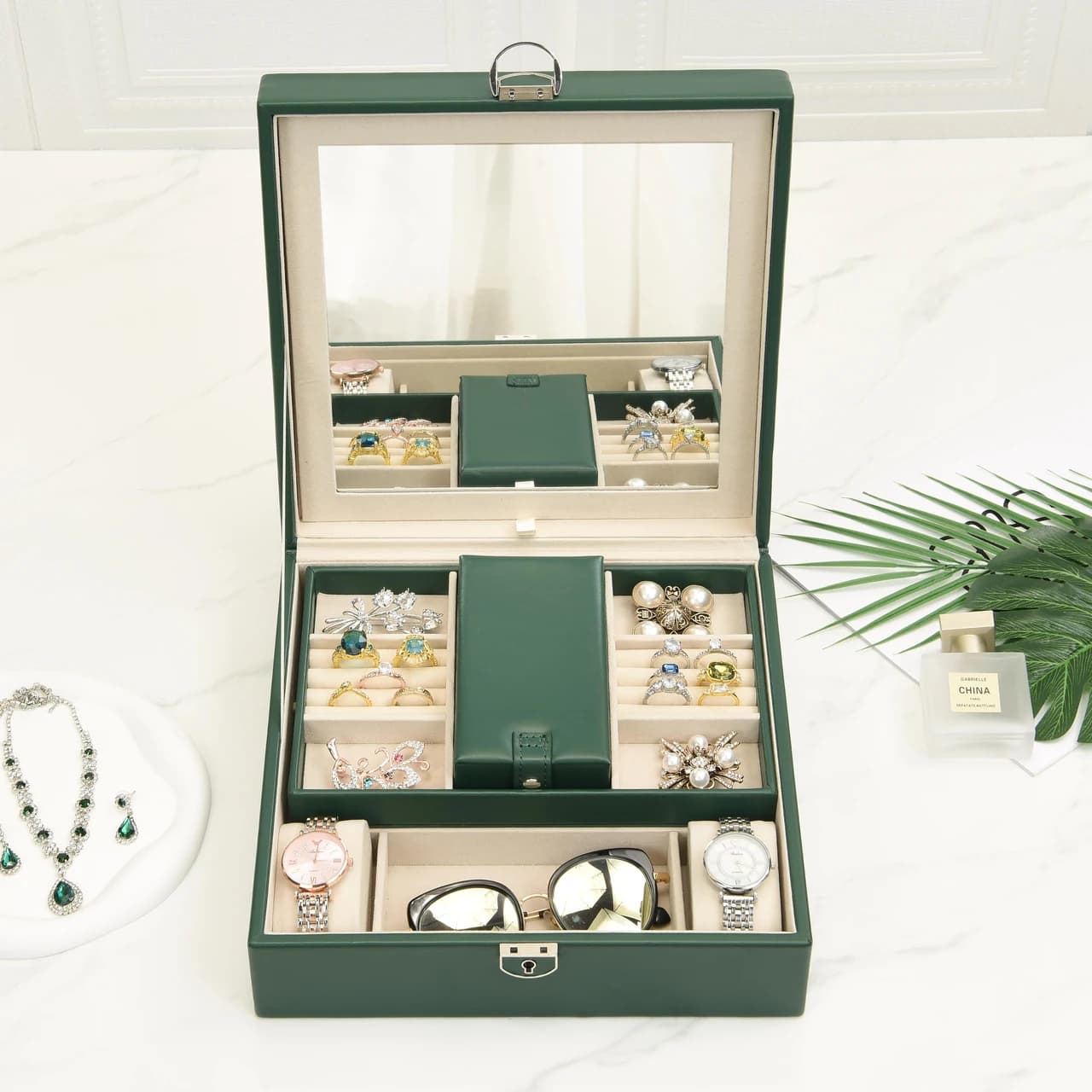 Green Jewelry Box — product photograph