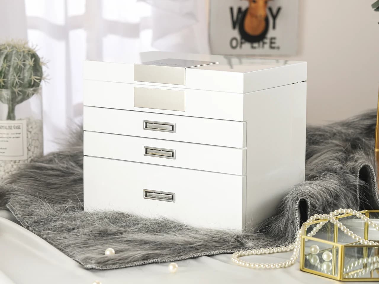 White Jewelry Box RY21057L — product photograph