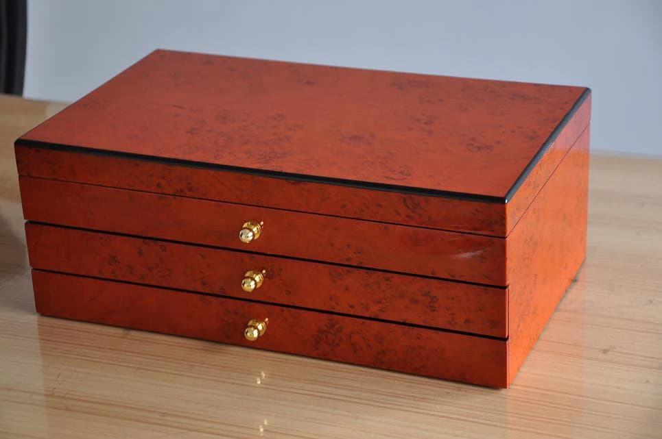 Brown Jewelry Box RY31043 — product photograph