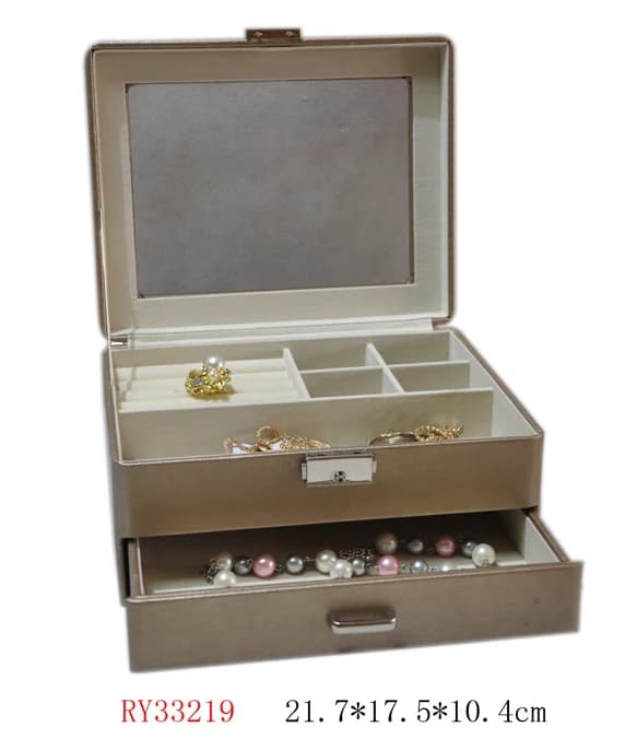 Taupe Jewelry Box RY33219 — product photograph
