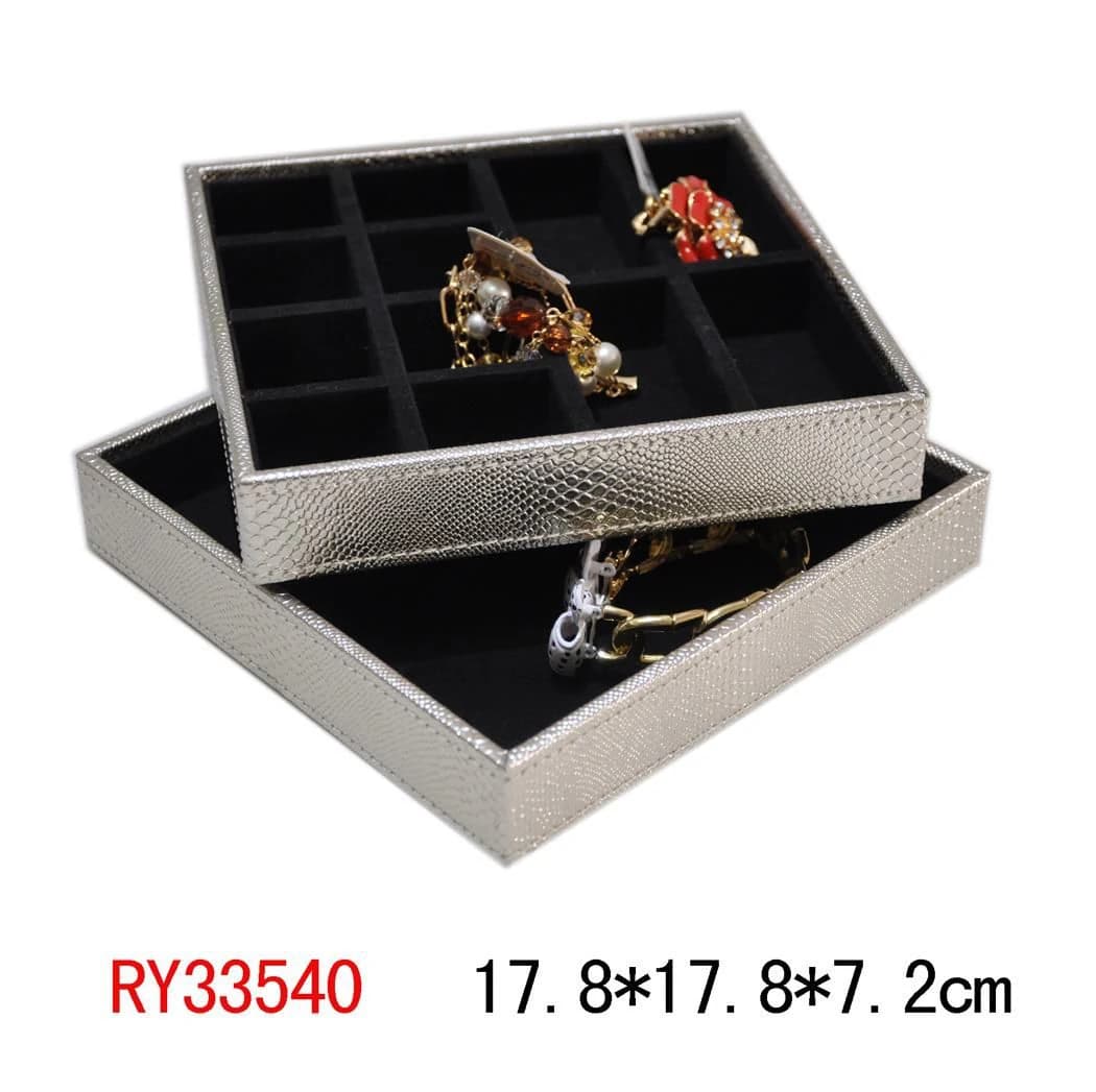 Cream / black Jewelry Box RY33540 — product photograph