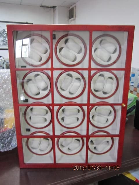 Red Watch Winder RY8212 — product photograph